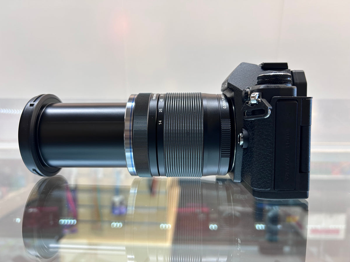 Used Olympus OM-D E-M5 Mark II Mirrorless Digital Camera w/ M. Zuiko Digital 14-150mm f/4-5.6 II ED MSC Lens Kit