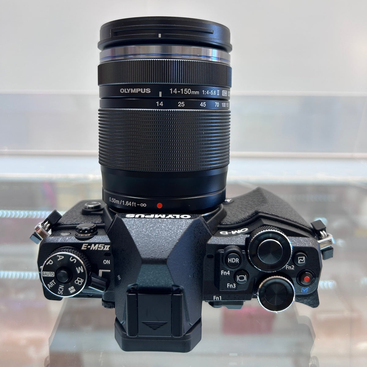 Used Olympus OM-D E-M5 Mark II Mirrorless Digital Camera w/ M. Zuiko Digital 14-150mm f/4-5.6 II ED MSC Lens Kit