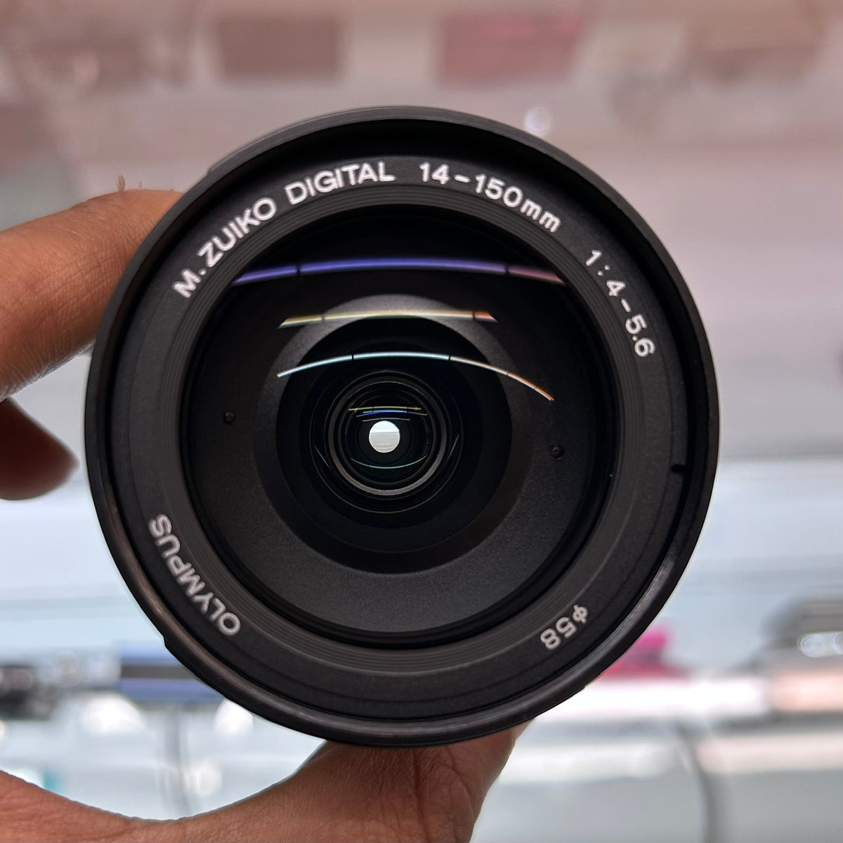 Used Olympus OM-D E-M5 Mark II Mirrorless Digital Camera w/ M. Zuiko Digital 14-150mm f/4-5.6 II ED MSC Lens Kit