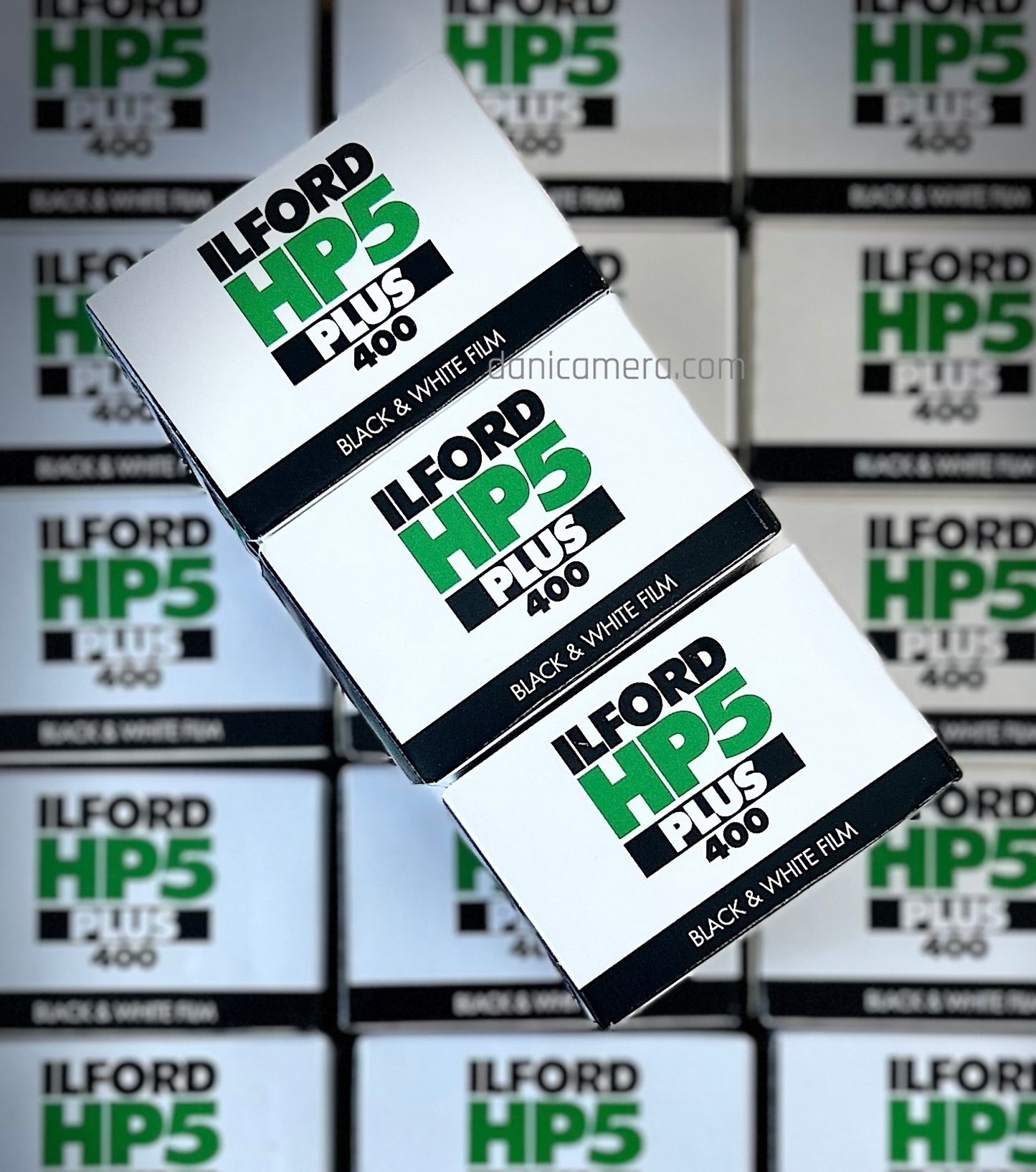 Ilford HP5 Plus 400 Black and White Negative Film (35mm Roll Film, 36 Exposures) (Pack of 3 Rolls)