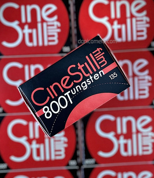 CineStill Film 800Tungsten C-41 Color Negative Film (35mm Roll Film, 36 Exposures) Roll