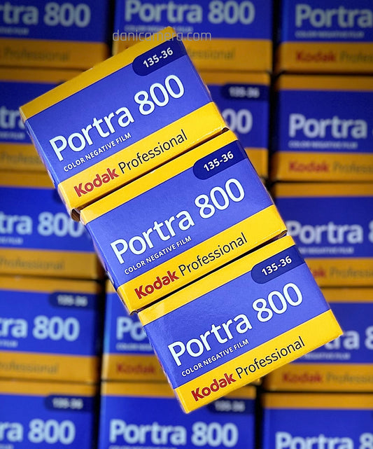 Kodak Professional Portra 800 Color Negative Film (35mm Roll Film, 36 Exposures) (Pack of 3 Rolls)