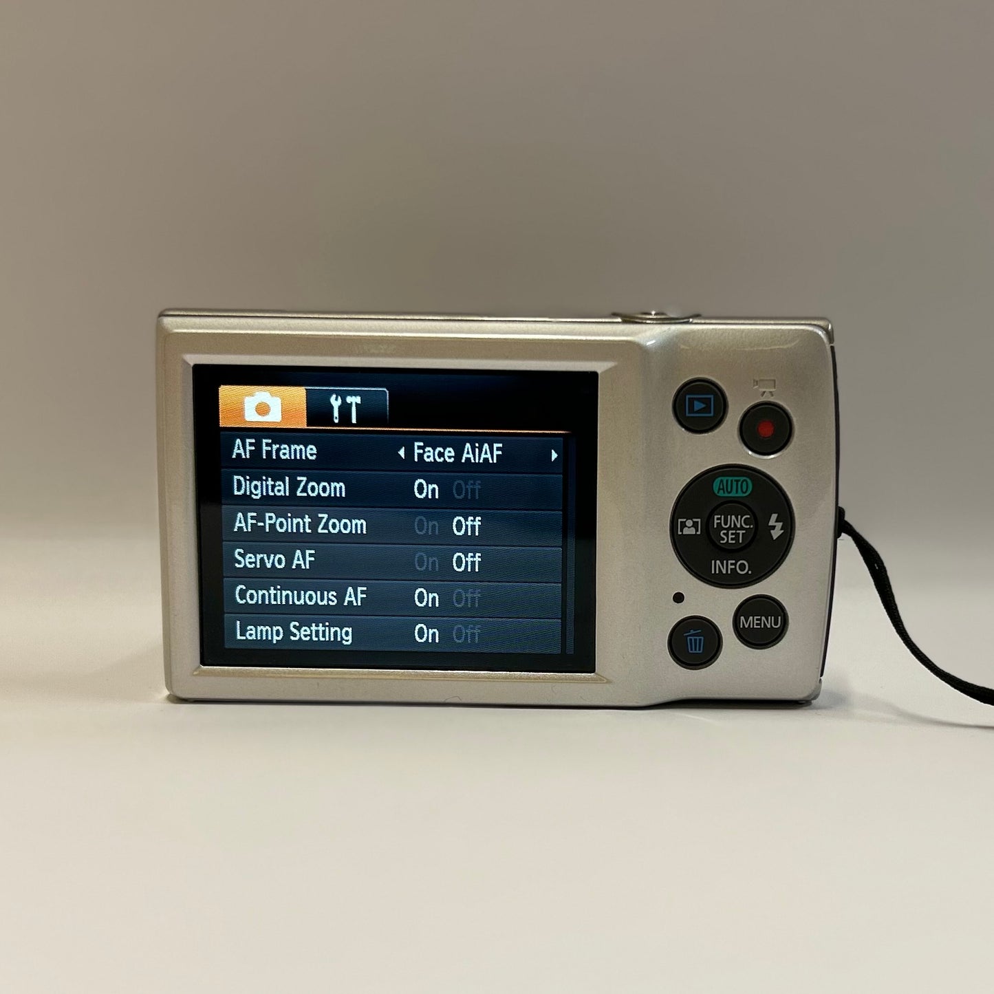 Used Canon PowerShot ELPH 180 Digital Camera Silver