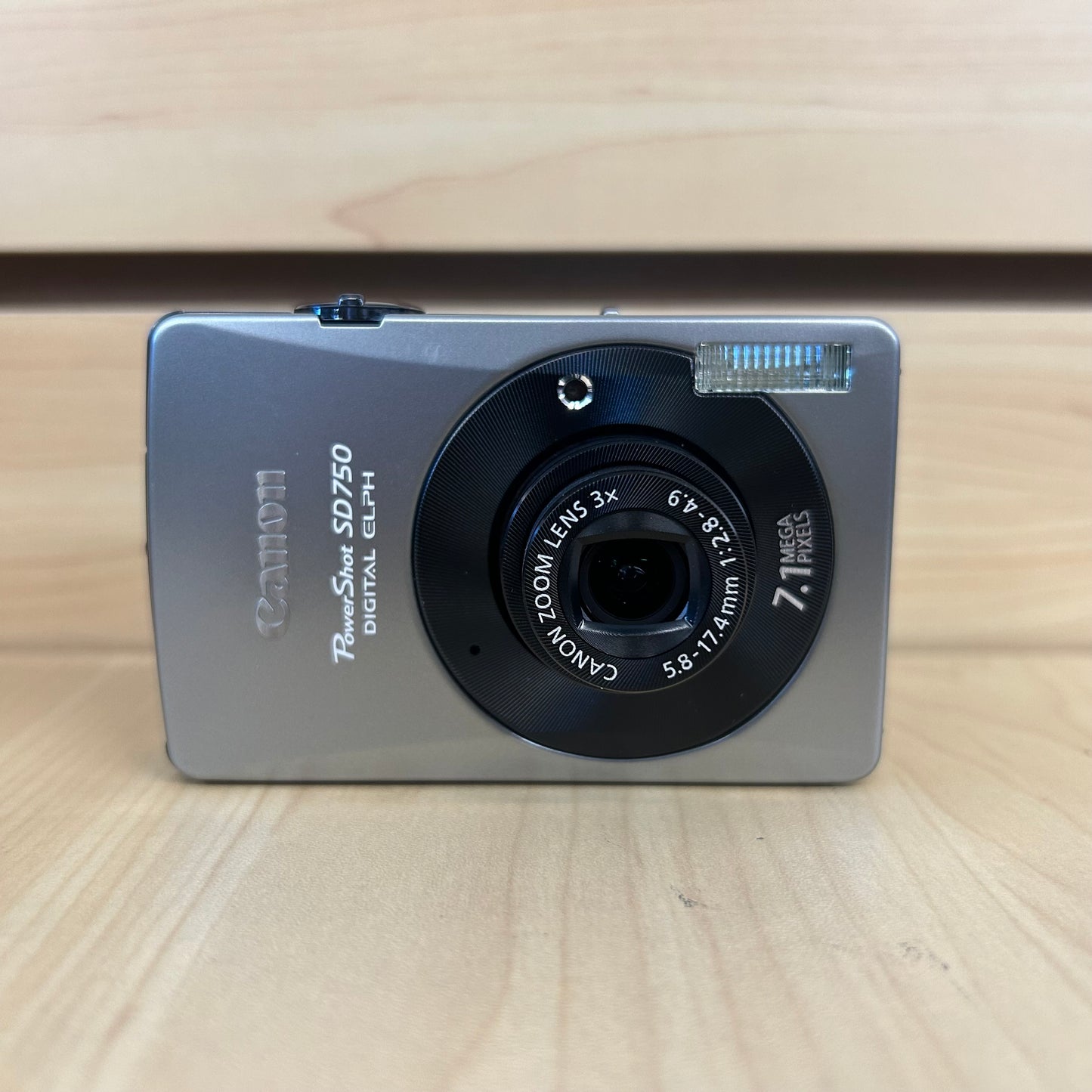 Used Canon PowerShot SD750 Digital ELPH Camera
