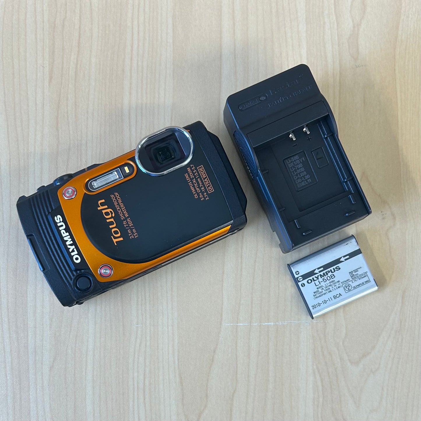 Used Olympus Stylus Tough TG-860 16.0MP Digital Camera - Orange