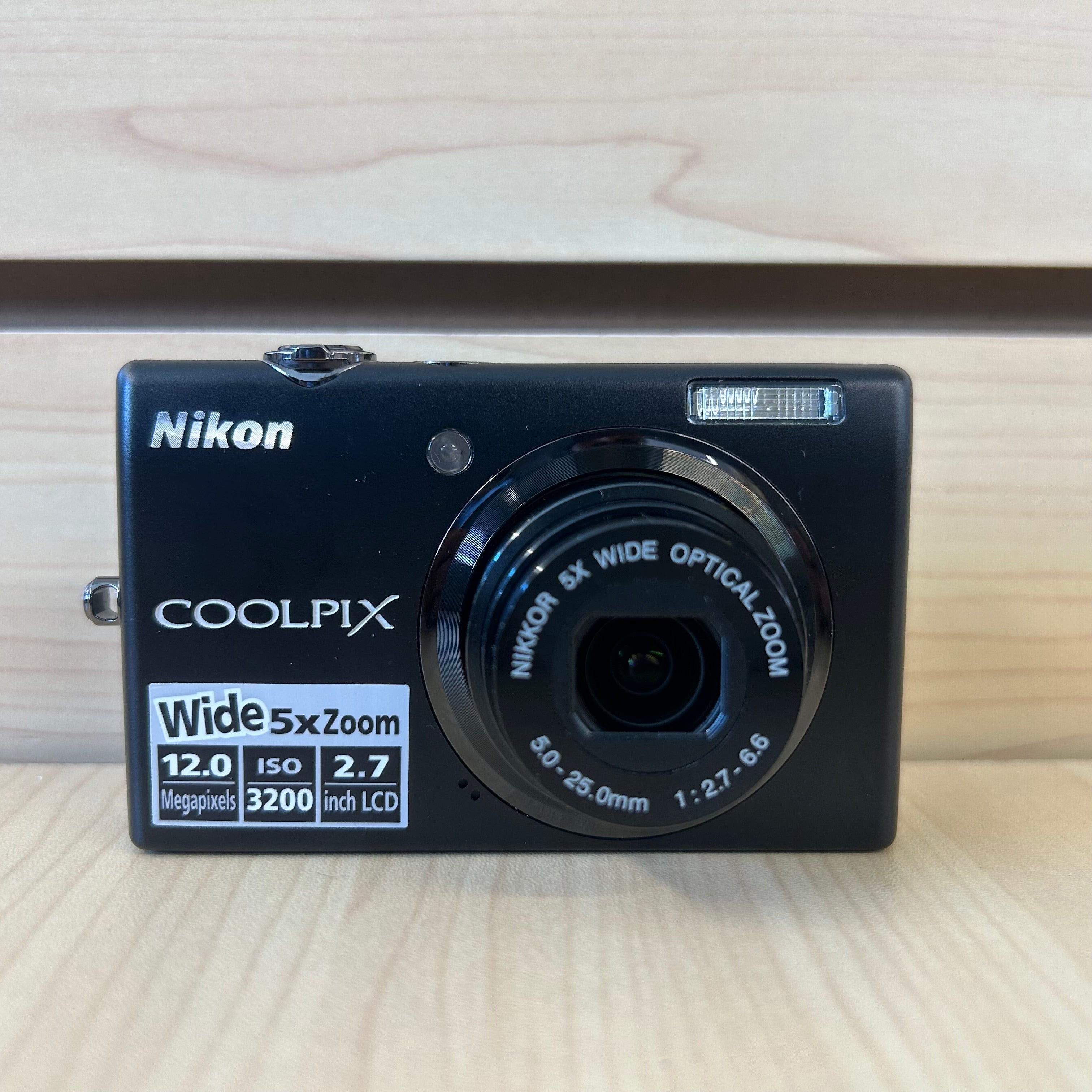 Nikon Coolpix S570 Digital Camera Black – www.danicamera.com