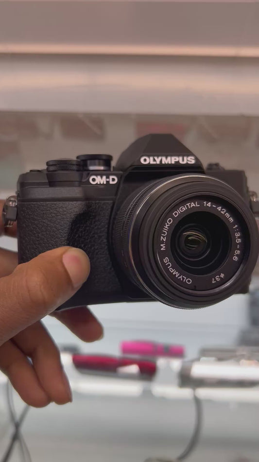 Used Olympus OM-D E-M10 Mark IIIs w/ 14-42mm f/3.5-5.6 II R Lens Kit Black | SEE VIDEO |